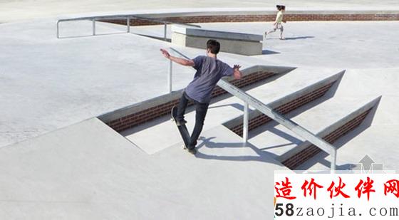 圍繞一個不規(guī)則褐紅色“碗”建造的滑冰公園