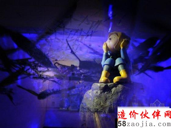 仰望空中飛魚(yú)游移跳躍