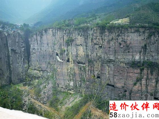 硬是鑿出一條全村發(fā)展的出路