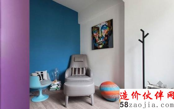 50平臺(tái)北“大膽色彩”新婚夫妻屋
