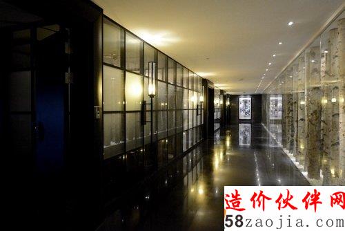 江蘇昆山“簡潔硬朗”龍海建工辦公室