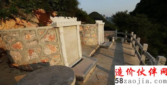 廣西桂林4A景區(qū)內(nèi)百座“活死人墓”