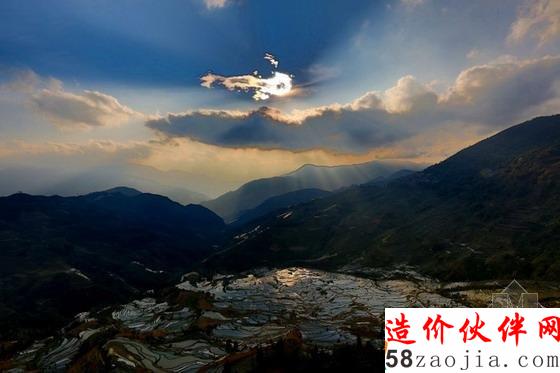 “大地雕塑”元陽梯田