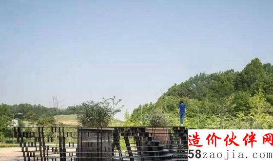 韓國圍繞廢舊煙囪創(chuàng)作的鐵質(zhì)臺階景觀