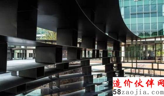 韓國圍繞廢舊煙囪創(chuàng)作的鐵質(zhì)臺階景觀