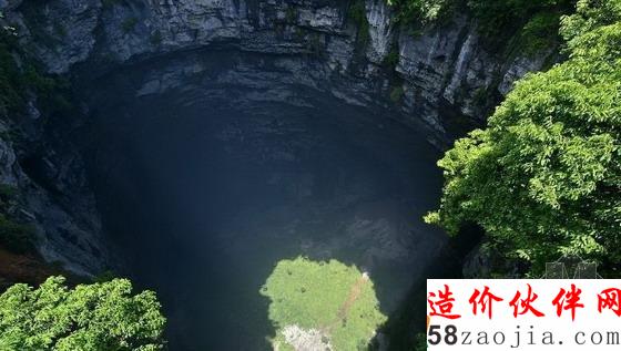 湖北天坑里的“動(dòng)植物王國(guó)”
