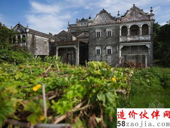 廣東開平的加拿大村遺留的歐陸風(fēng)情別墅
