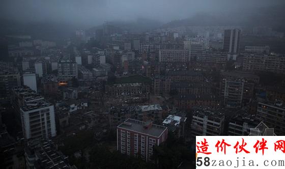 云南個舊,俯視灰蒙蒙的工人村
