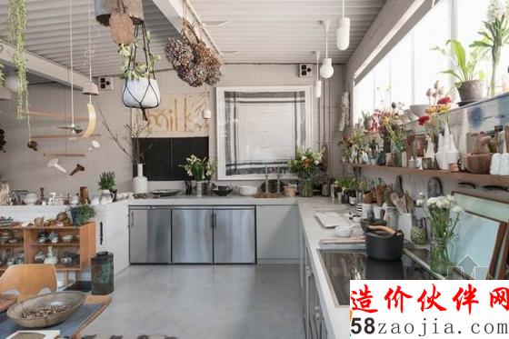 舊馬廄改造“生機(jī)勃勃”LOFT住宅