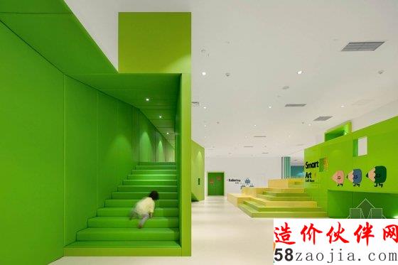 誰(shuí)說(shuō)沒(méi)有樹(shù)就不能綠意盎然 看青島這家早教中心
