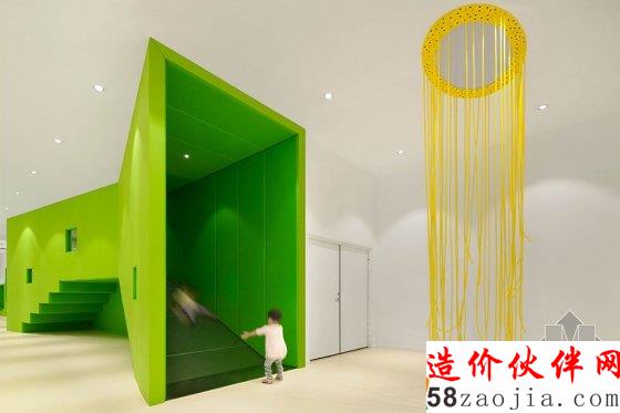 誰(shuí)說(shuō)沒(méi)有樹(shù)就不能綠意盎然 看青島這家早教中心