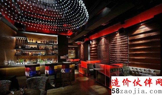 誓將熱情進(jìn)行到底 炫酷隨意OMG音樂(lè)餐吧