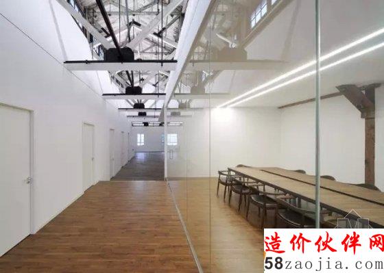 逼格太高!黑幫老大的閣樓倉(cāng)庫(kù)改造成建筑事務(wù)所
