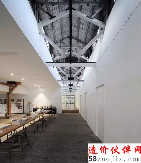逼格太高!黑幫老大的閣樓倉(cāng)庫(kù)改造成建筑事務(wù)所