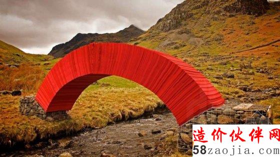 英國紙質(zhì)人行橋