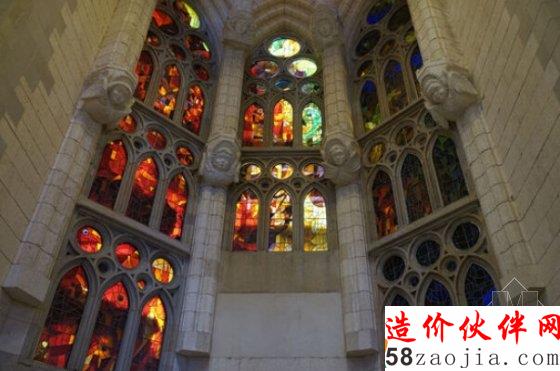 圣家族大教堂內(nèi)部