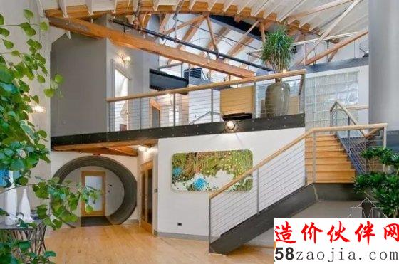 這世界怎么了 一對夫婦變賣別墅住倉庫!
