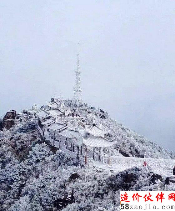 福建九仙山測風(fēng)塔被冰封 變“九層妖塔”