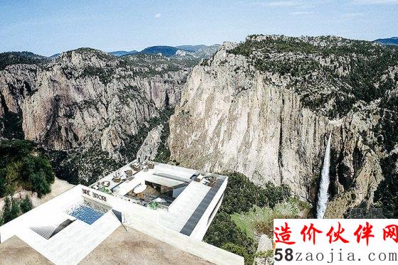 懸崖餐廳 聽說雞尾酒和懸崖峭壁更配哦!