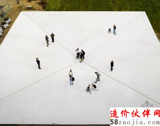 德國(guó)設(shè)計(jì)了一個(gè)憂郁廣場(chǎng) 也許你可以在這里體會(huì)更多