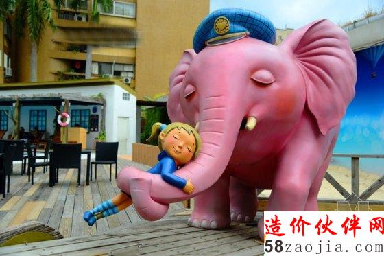 全球首家?guī)酌椎摹稉肀А分黝}酒店開業(yè) 讓你愛入骨髓