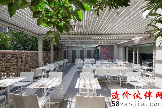 法國有家炫酷黑幫紋身圖案的日式餐廳