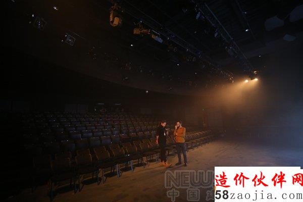 83歲黃浦劇場大修煥然一新:黑匣子劇場獲好評