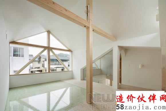 東西合璧的老虎窗住宅