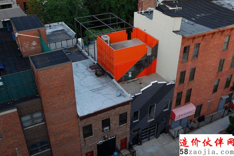 Irving Place Carriage House, Brooklyn, New York, USA, 2014. Image Danny Bright