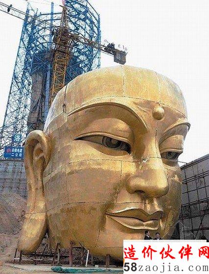 近日,備受海內(nèi)外關(guān)注的安徽九華山高99米地藏菩薩露天大銅像的主體工程已全面竣工,成為九華山莊嚴(yán)佛教道場(chǎng)、提升佛教名山地位的標(biāo)志性建筑。