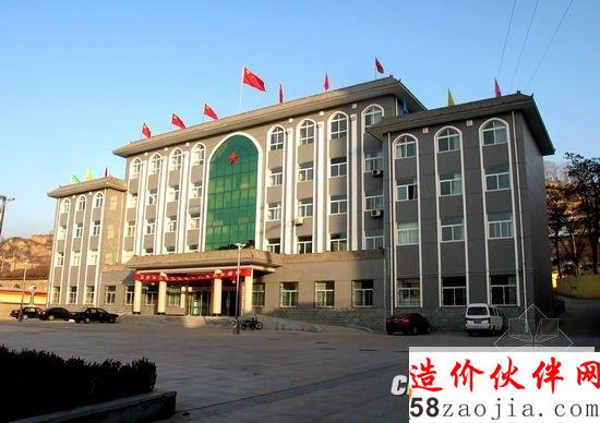 陜西延川以紅軍紀念館名義建鎮(zhèn)政府辦公樓(圖)