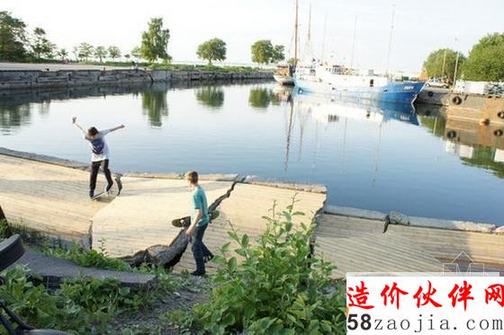 KAVAKAVA-pier_3-photo-Margit-Argus_large.jpg